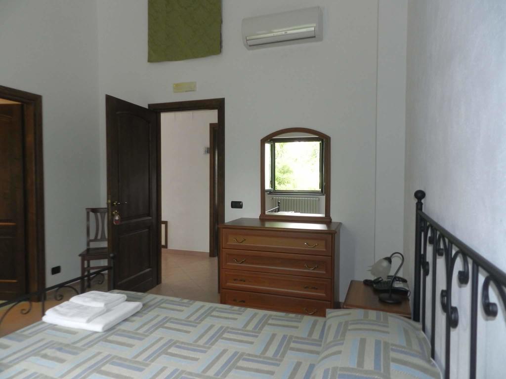 Hostal Bel Tempio San Giovanni a Piro Exterior foto